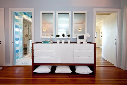 komoda biely nábytok do detskej izby pre trojčatá