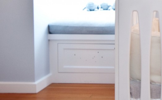 zariaďovanie detskej izby lavicou pre trojčatá