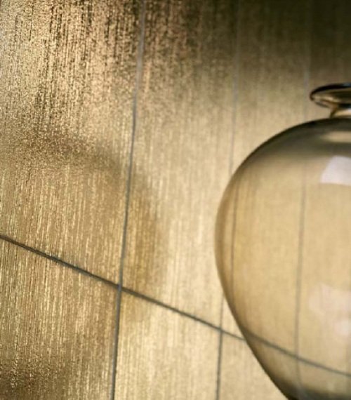 Obklady do kúpeľne zlaté obklady na stenu lesklé Kúpeľňové obklady v zlatej optike, obklady svietia