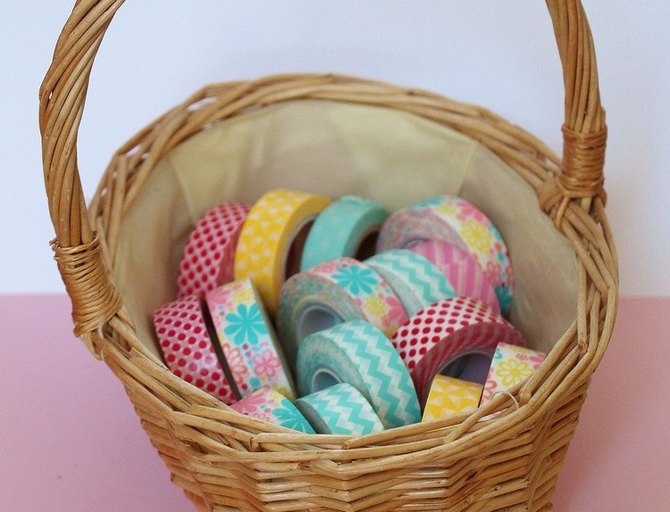 Tinkerové veľkonočné karty s deťmi washi-tape-roll-tape