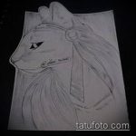 A TATTOO IN EGYPTIAN STYLE # 585 egy rajz klassz változata, amely jól használható a feliratok véglegesítésére és felhelyezésére, mint például az egyiptomi stílusú tetoválás