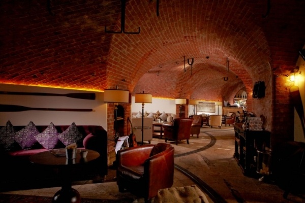 salón tehlová stena spitbank fort hotel more ako morská pevnosť