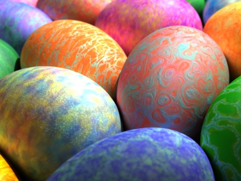 Vajíčko-farbenie-decoupage-technika-skrášľovacie-nápady