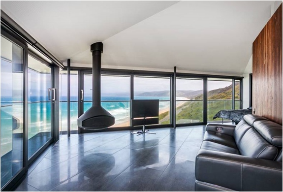 stožiar dom vybavenie obrazu závesný krb krb stožiar-nábytok-panoramatický-okno-závesný-krb