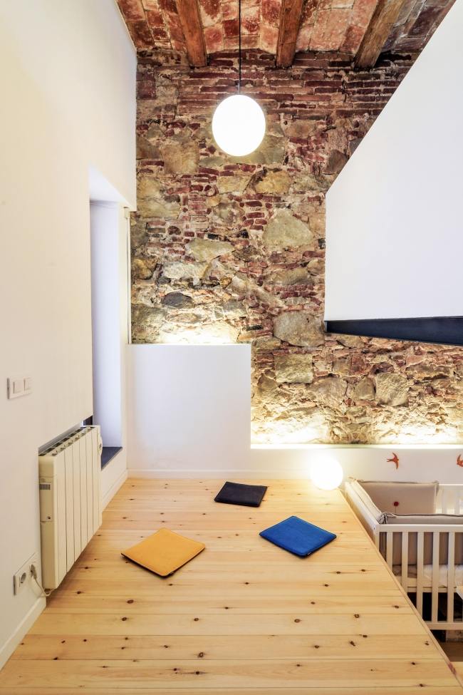 moderný rodinný dom prerábka carles obohacuje podlahovú dosku kieferznolz