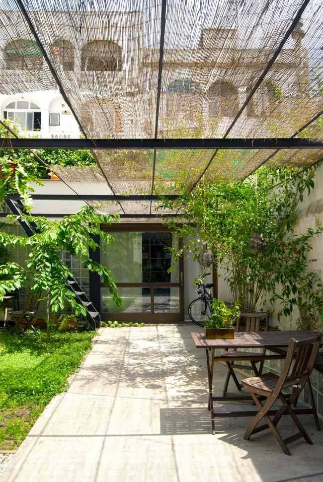 prestavba zastrešenej terasy na rodinný dom