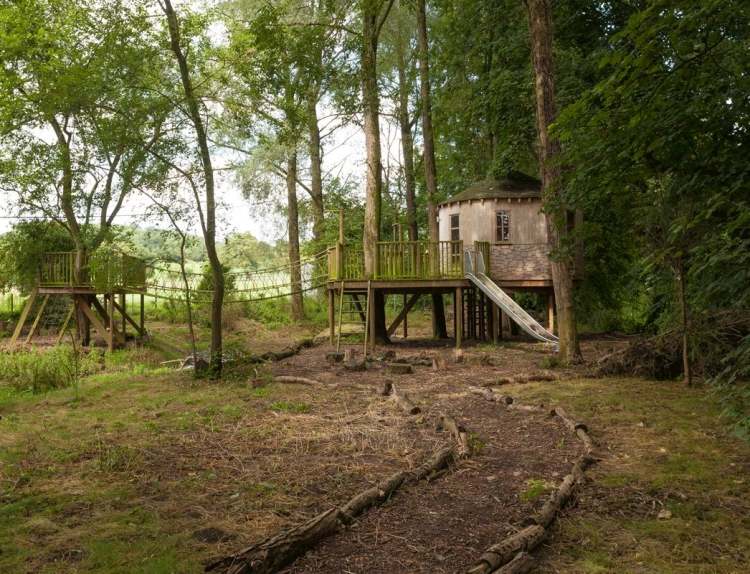 vytvorte celý svet ukrytý v zeleni lesa Baumhaus-Materská škola-build-Gartenweg-Wald-Natur-Spielplatz-schoen