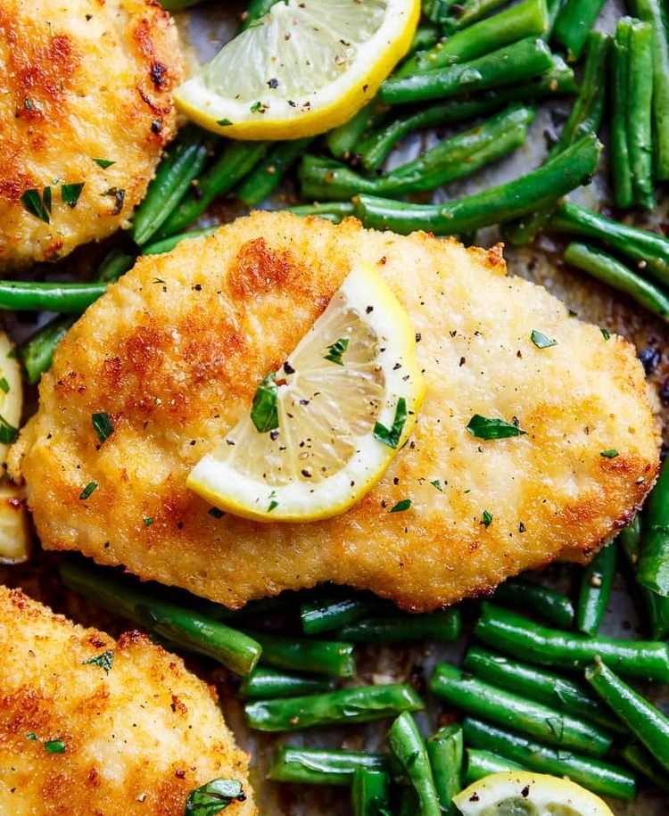 Parmezánové kura v rúre rýchlo upečie na večeru