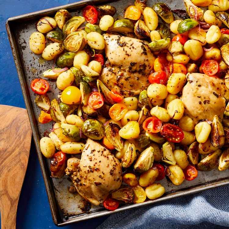 Zásobník receptov s nápadmi na rýchlu večeru s kuracím mäsom a gnocchi