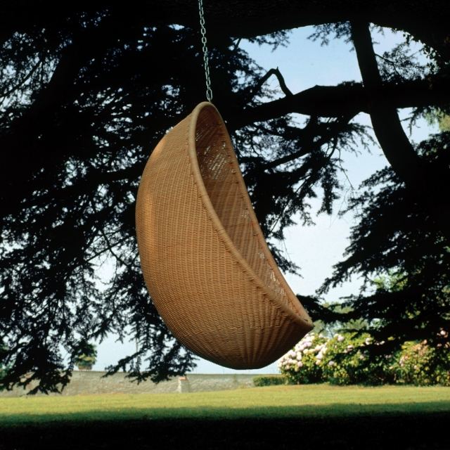 Pletené kreslo s dizajnom-závesný-vonkajší nábytok do obývačky