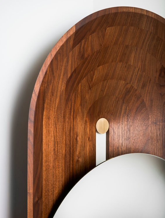 nástenné zrkadlo nerezový rám z masívneho dreva čierny orech