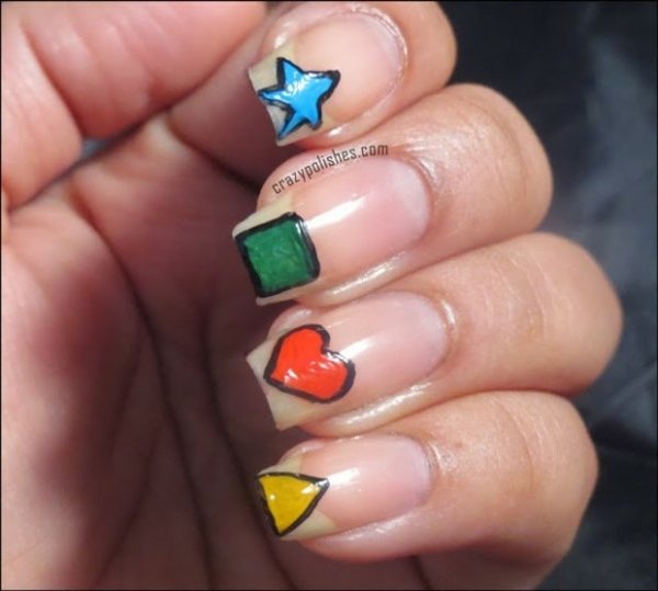 Dizajn nechtov v kvadrante srdca a trojuholníku