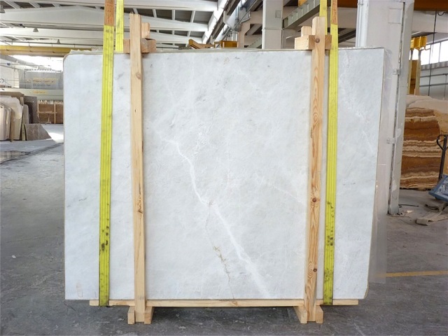 jedálenský stôl mramorová doska agravic tokujin yoshioka Dizajnový jedálenský stôl z mramoru top agravic tokujin yoshioka