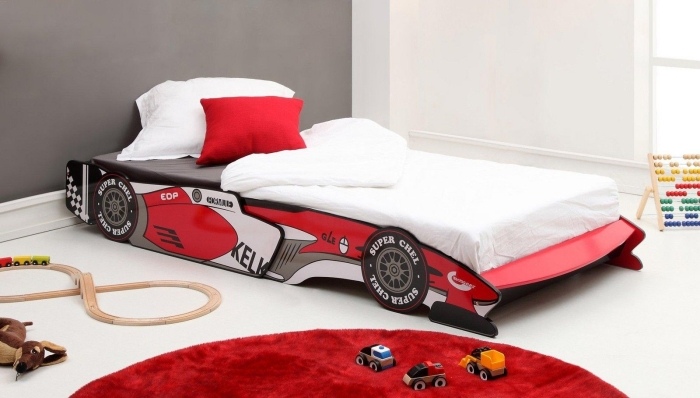 Postieľka-dizajn-auto-auto-posteľ-hracia-posteľ-závodné-auto-červené-mdf-tanier