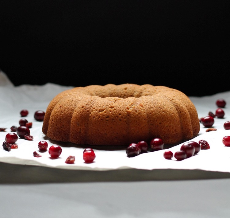 bezlaktózový koláč gugelhupf škoricová poleva