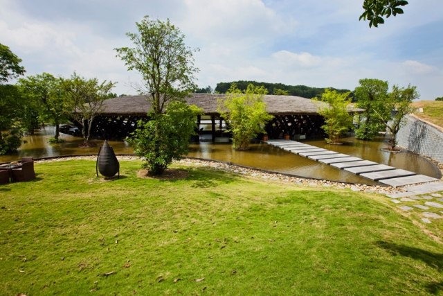 vo-trong-nghia-architects-bamboo-lake-garden