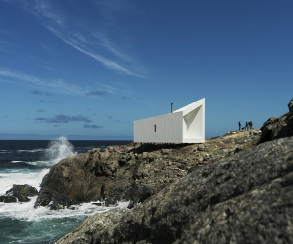 minimalistická moderná štúdiová fasáda