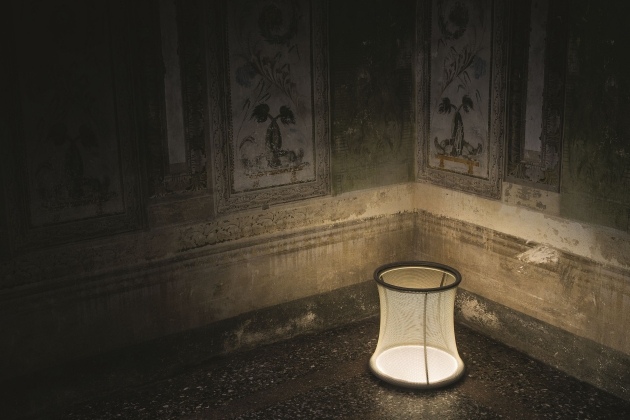 PULSAR dizajn stoličky natevo svetelné panely okrúhle PULSAR taburet natevo svetelné panely okrúhle