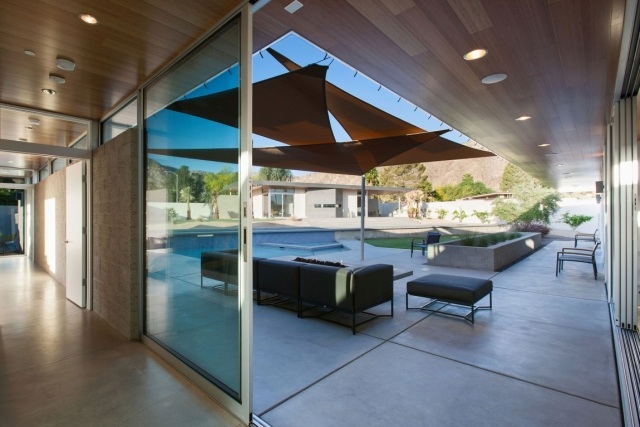 energeticky úsporný dom-terasa-slnečná plachta-tienenie