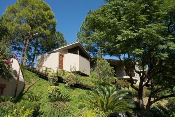 moderný prázdninový dom rajiv saini himálaj kopec krajiny