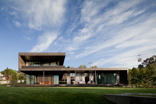 dom L23 pitagoras arquitectos v portugalsku Moderný dom L23 pitagoras arquitectos portugalsko