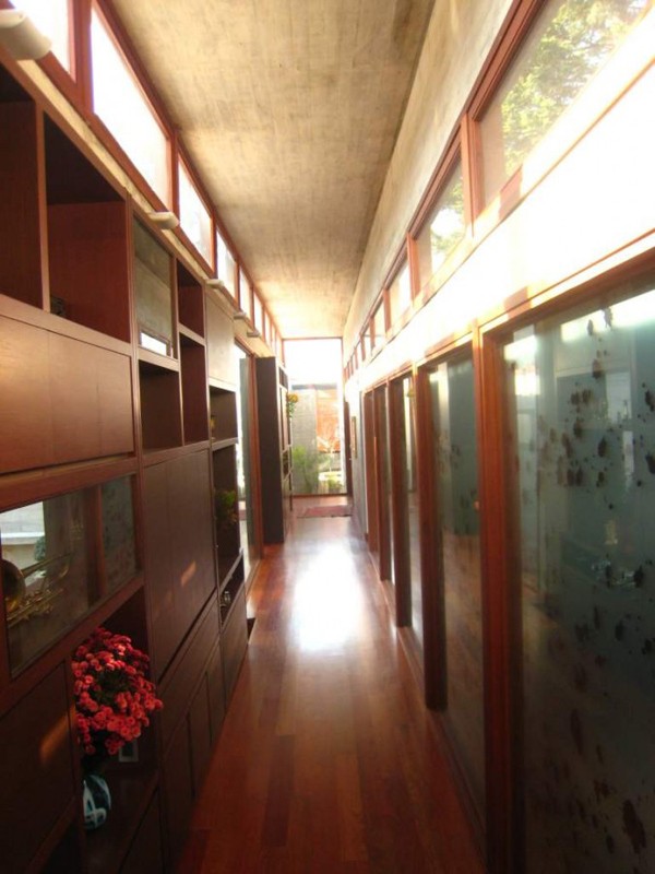 moderný dom les interiérový dizajn obývacia časť