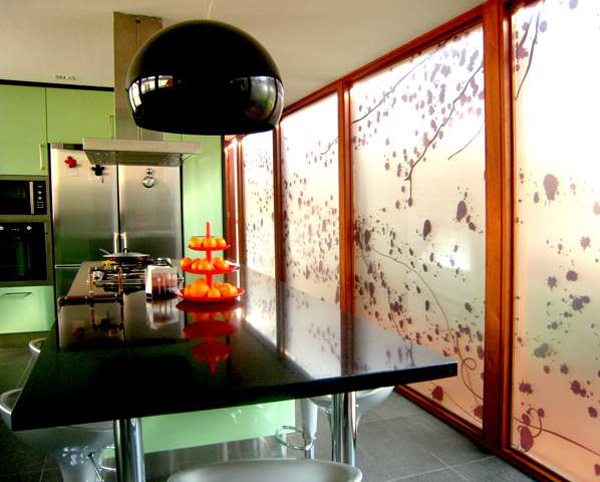 moderný dom les interiérový dizajn kuchyňa