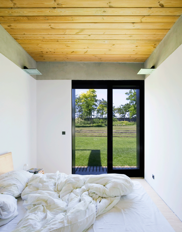 spálňa v modernom vidieckom štýle spálňa v modernom vidieckom štýle