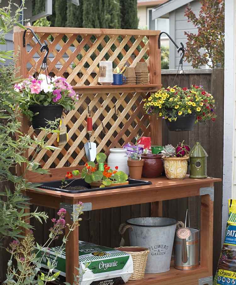Výsadbový stôl s atraktívnou mriežkou a vanou na miešanie pôdy Výsadbový stôl pre záhradnú mriežku mreže nápad kvety pôda vaňa plast