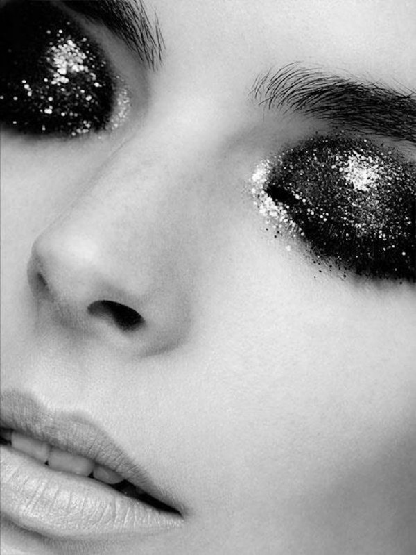 smokey-eyes-eyes-with-glitter-make-up-tips-návod