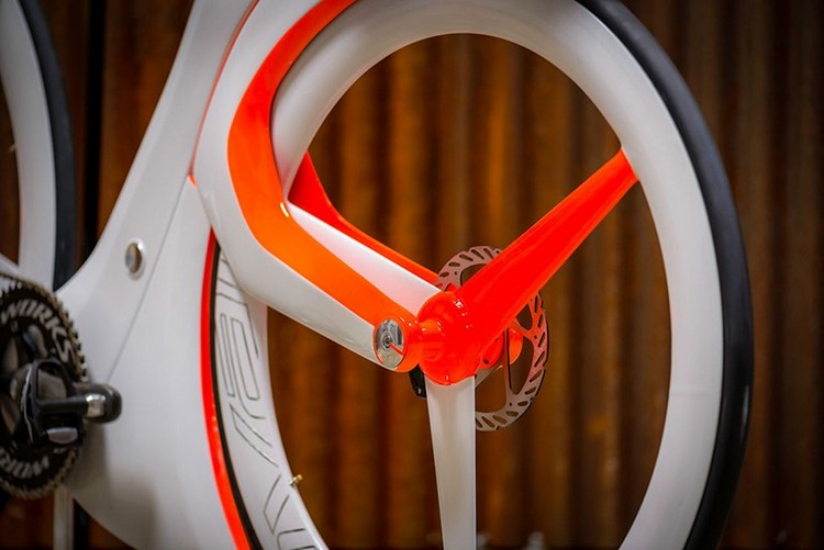 futuristické lúče a kolesá cestný bicykel-dizajn-fUCI-lúč-futuristický