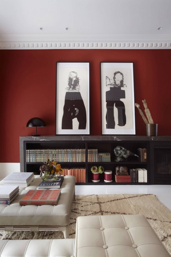 zrekonštruovaný mestský dom v Sydney v starej a modernej červenej stene