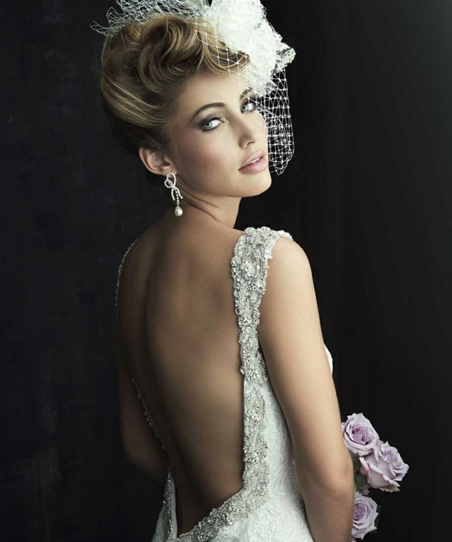 Svadobné šaty bez rukávov s efektnými ozdobami Zdobené perly bez operadla, atraktívne priliehavé a elegantné