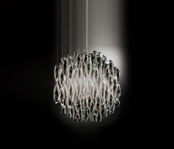 Fantastický čierny luster Fantastický luster