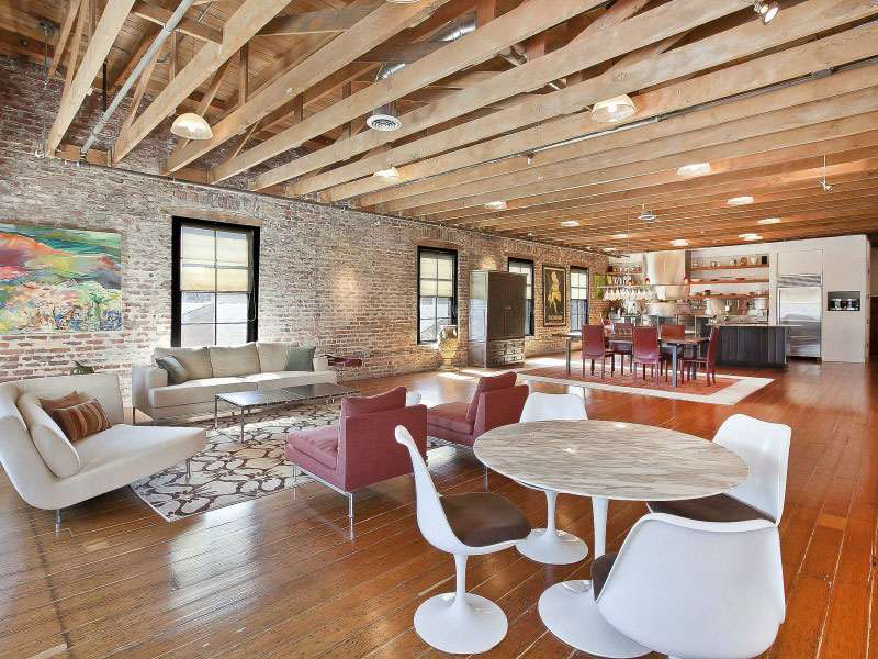 Penthouse san francisco tehlové múry vystavené trámy Penthouse loft San Francisco tehlová stena odhalené trámy