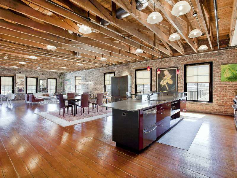 Penthouse interiérový dizajn tehlové múry drevená podlaha priestranná Penthouse loft interiérový dizajn tehlové steny drevená podlaha priestranná