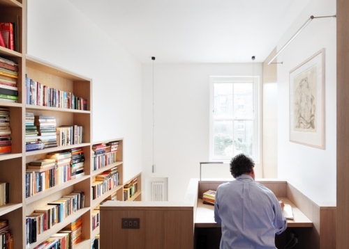 obnova domu knižnice pracovného priestoru