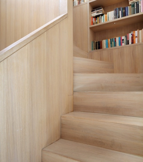 prestavba domu drevené schodisko dubová plošina 5