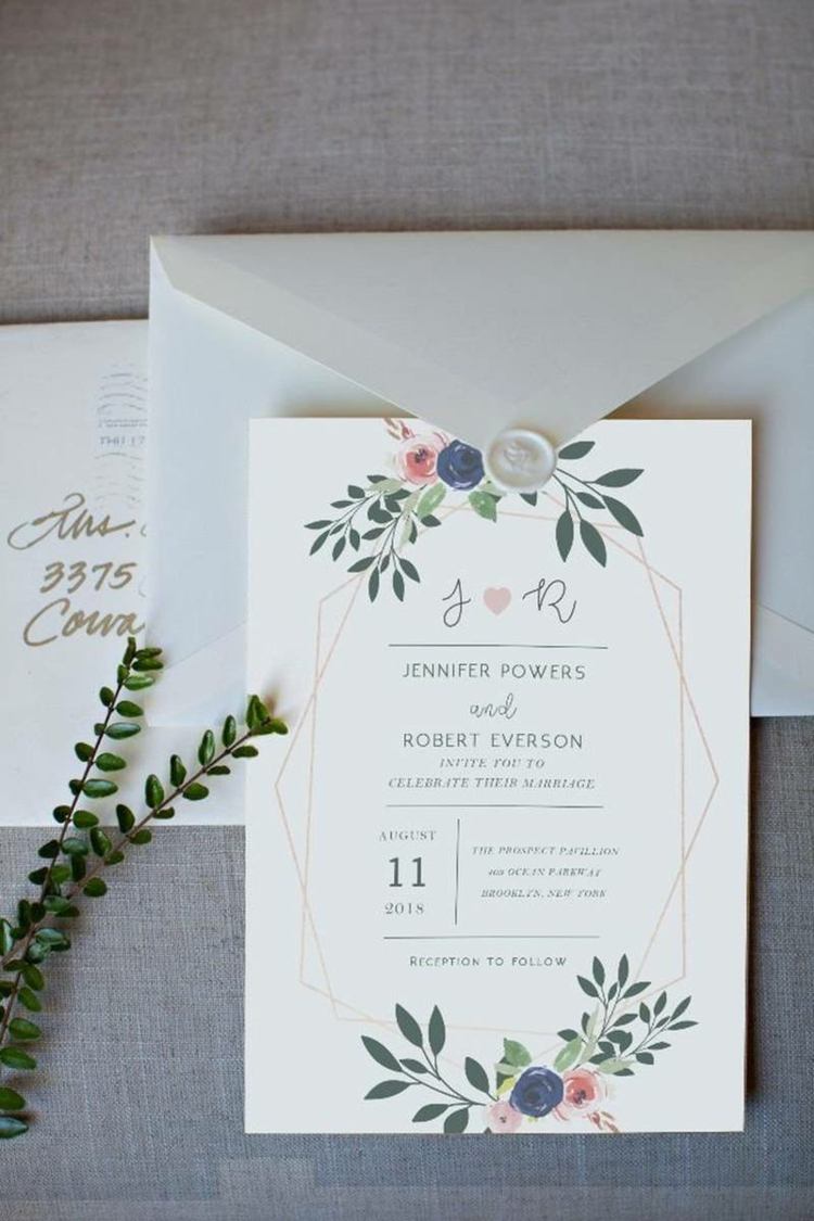 Vďaka geometrickým vzorom sú pozvánky elegantné