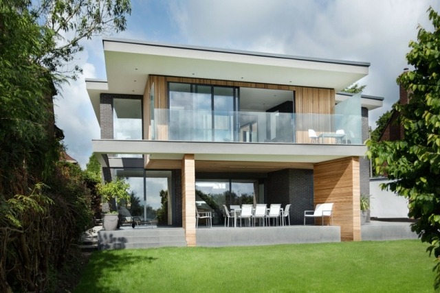 4-pohľady-rezidencia-čelný-obrázok-súkromný dom