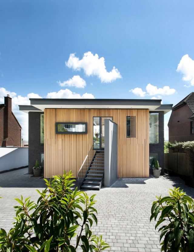 4-výhľad-za-dvor-súkromný-dom-dizajn