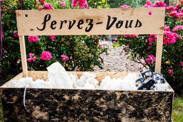 samoobsluha-záhrada-svadba-nápad-urob si sám