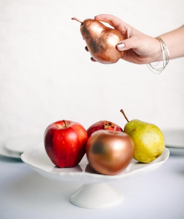 Vyberajte si iba veľké a hladké ovocie dvojkroková-vlastnoručná-nápad-svadobná dekorácia