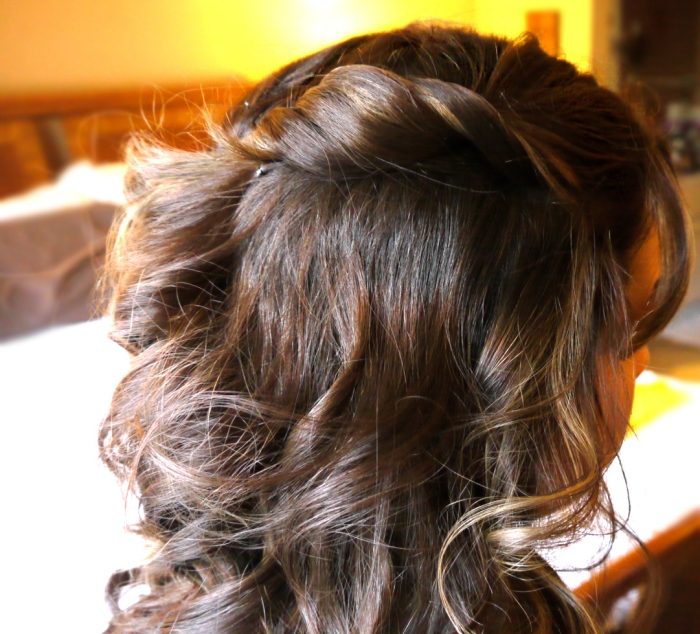 Letný účes-Boho-Twist-urob si sám-krok za krokom