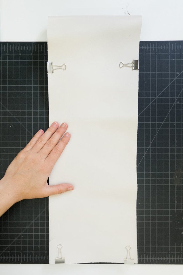 kus kože brúsený biely priečinok klipy projekt drotár kus kože biely priečinok klipy projekt drotár