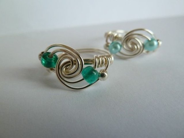 perly zelený tyrkysový twist drôt ozdobený