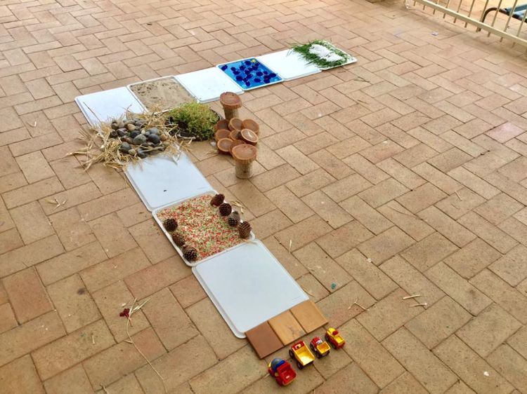 detské ihrisko záhradné závodné dráhy hračky