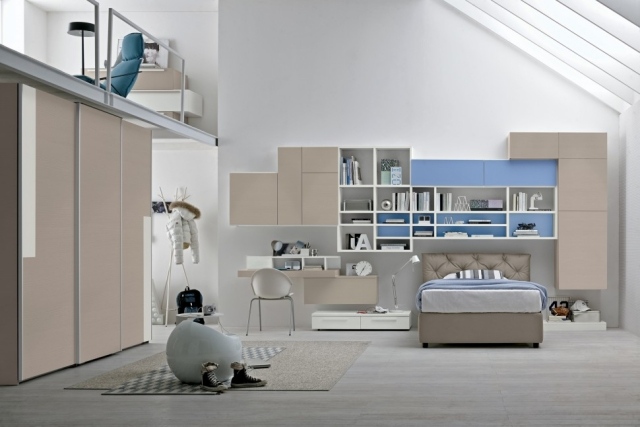 Izba pre mládež-podkrovie-zariadenie-nápady-pastelové farby-individuálne-akcenty