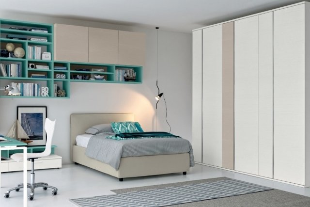 Mladíci-chlapci-nástenný-policový-systém-otvorený-šatník-posuvné-dvere-bez kľučky