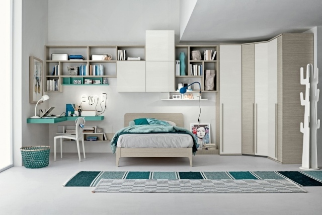 Farby-chlapcova izba-násťročné nápady-pruhované-rohože-zrelého-nábytku